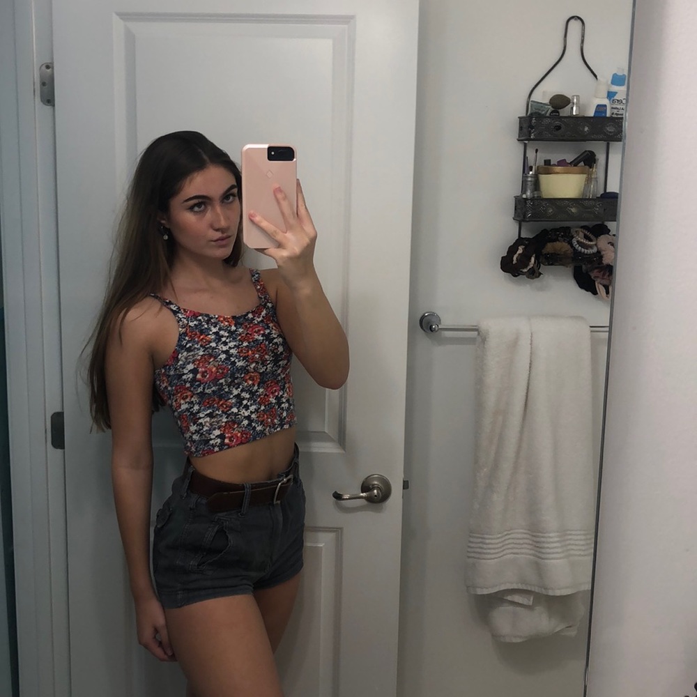 Floral tank crop top